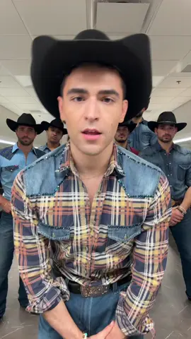 who are these divas? 💅🤠 #dwts @DWTS Live! 