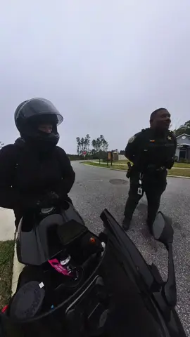 First part of the interaction 🤷‍♀️ #r1 #yamahar1 #yoshimura #yamaha #part2 #sportbikesoftiktok #insta360x3 #cop&biker #florida