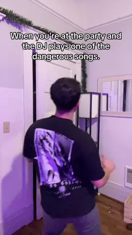 The song took over my body 😫😭 #fyp #trending #foryoupage #viral #relatable #dancing #funny 