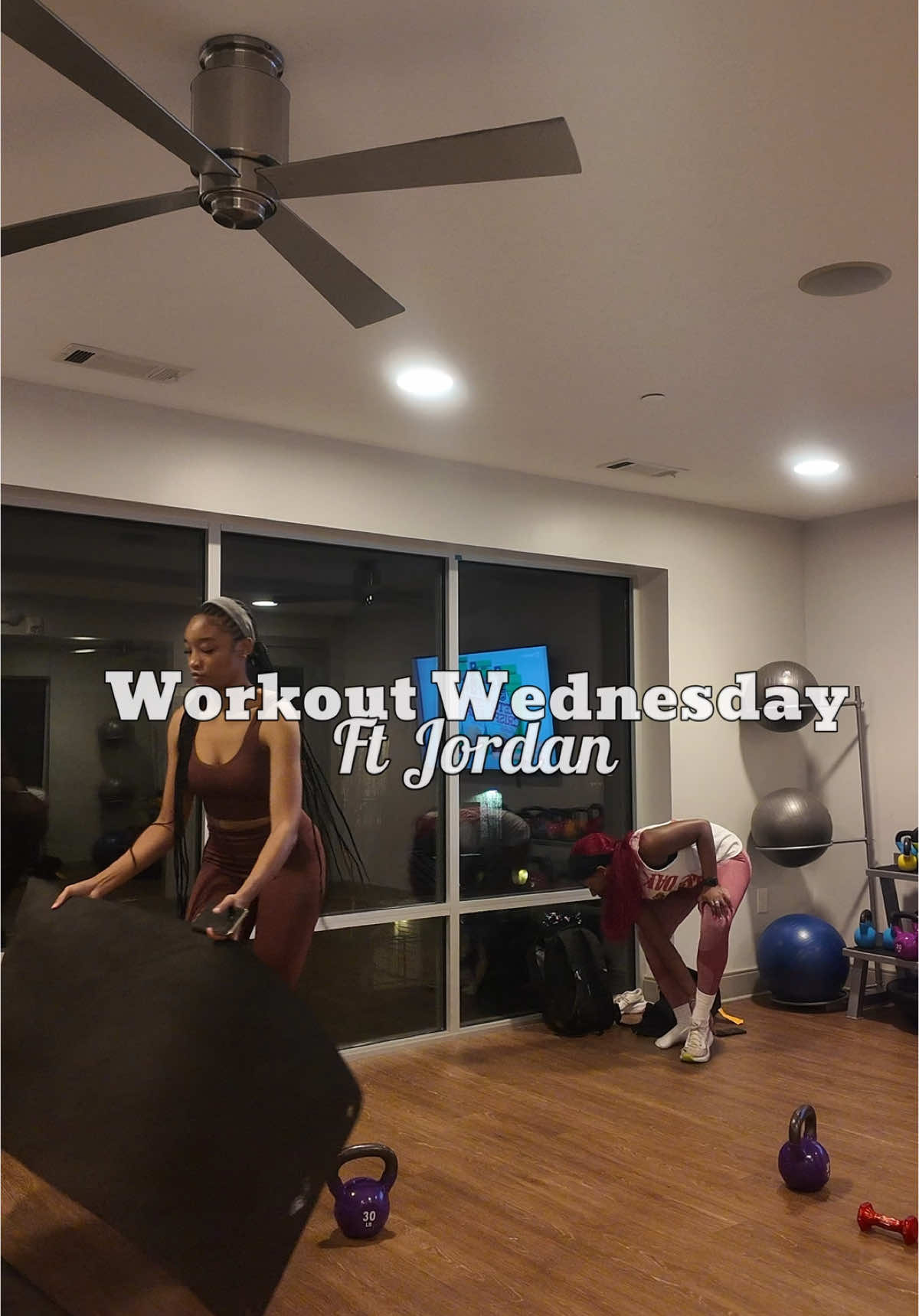 Did you go to the gym today? 🧐Summer is 107 days away🫠I gotta start somewhere 🥹!@Jordan🤍         #GymTok #beginnerworkout #beginnergym #workout #gym #Summer #springbreak #5k #fyp #athomeworkout 