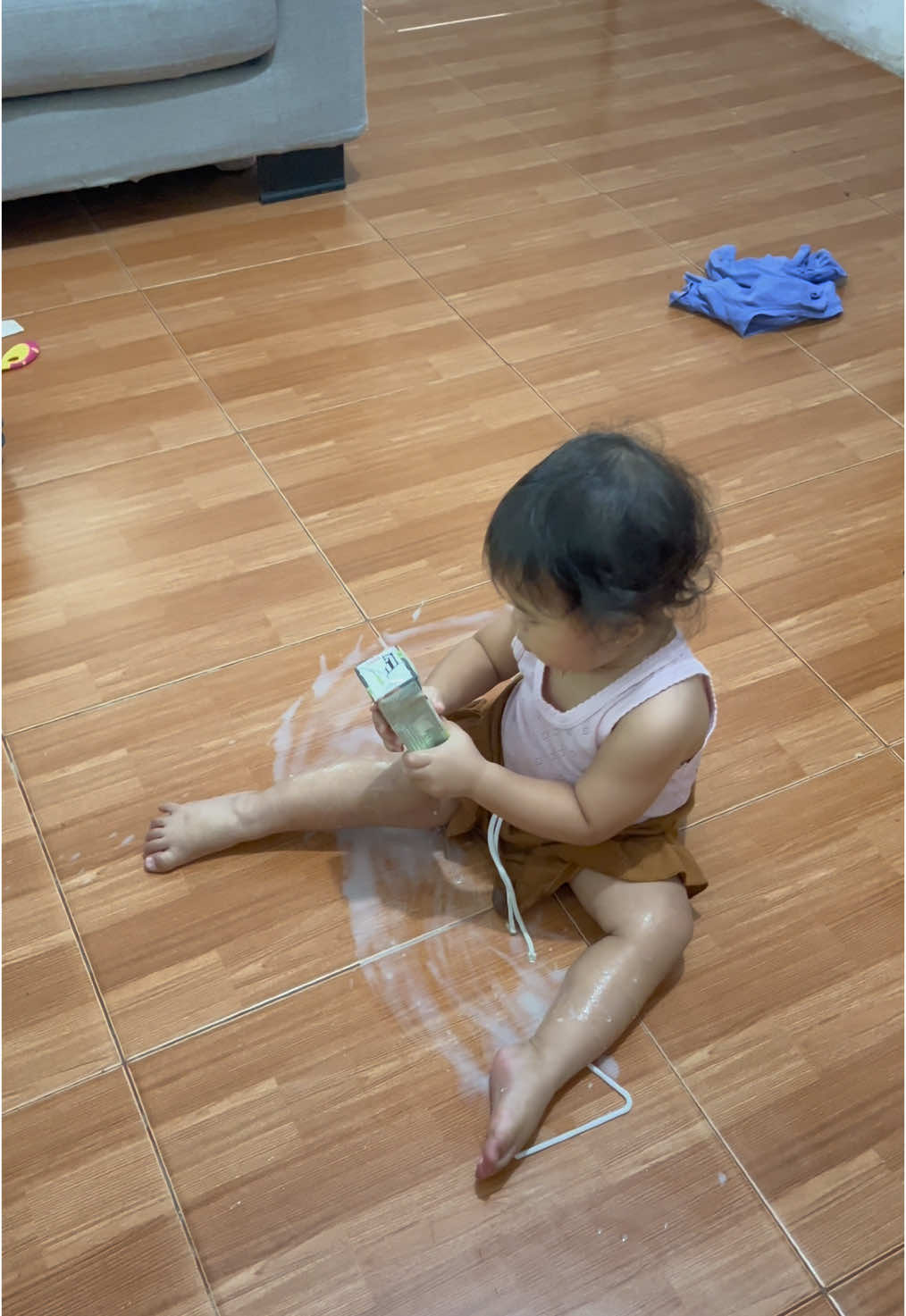 Pening tiap hari sampe darah rendah🙏🏻 #toddler #toddlermom #toddleractivities #toddlerlife #toddlersoftiktok #anakaktif #bayilucu #bayitiktok #bayigemes 