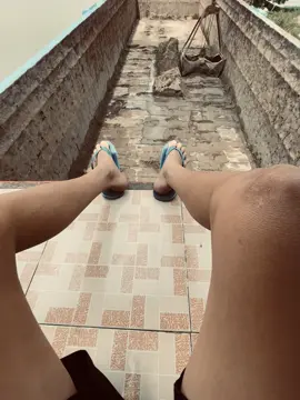 “Mấy thằng giàu có thằng nào làm bạn vs mấy tk nghèo hog.