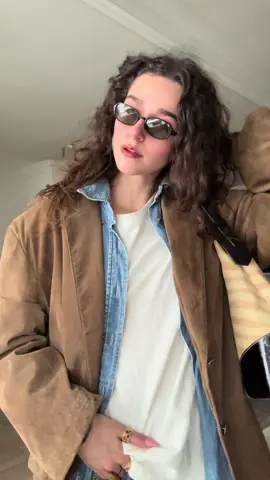 The accessories for this rainy day! I love these ceramic hoop earrings! #hoopearrings #mackenziemontoya 