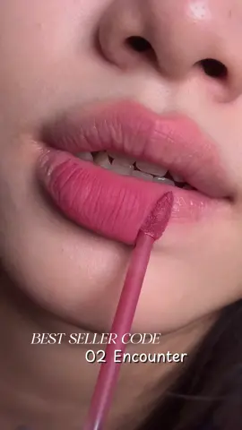 Color ni lembut sangat! Lagipun ada clearance stock sekarang! #dazzlemebeauty #makeup #RAYA #dazzleme #lip #lipstick #lippie #lips #mattelipcream #mistymatte #rose 