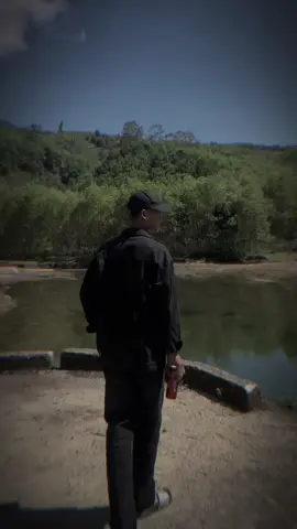 Một cái tát cùng lắm chỉ đau rát trong chốc lát thôi,nhưng một lời nói tàn nhẫn có thể để lại vết sẹo Vĩnh viễn trong tâm hồn,con người ta không ngã quy vì những vết thương trên da thịt,ma sẽ suy sụp,vết cứa vô hình của ngôn từ.#radiotamsu #xuhuongtiktok 