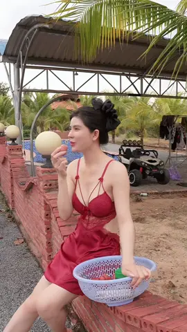 Có ai ăn trái cây cùng em k ạ ???#xuhuong #ngocnhi_sapatv #idol #trending #videoviral #video #hotgir #vairal 