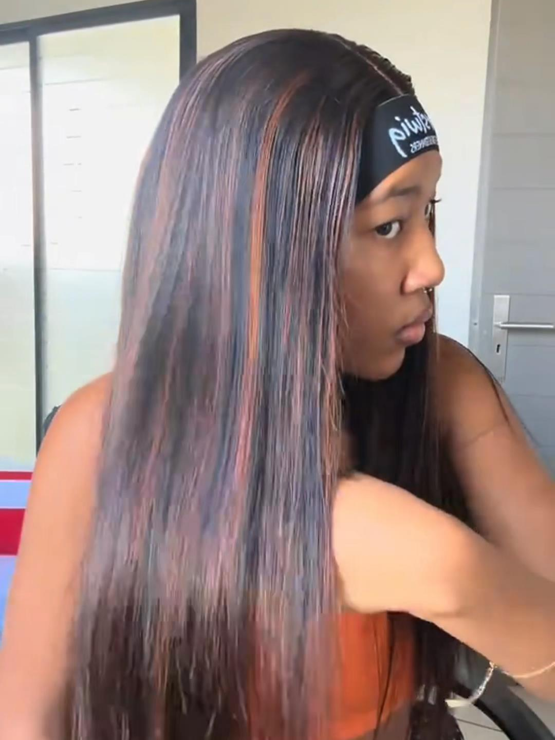 Love this highlight hairstyle soo bad🤧🤧  Hair:LFS010, link in my b!o👆🏿#myfirstwig #blackgirlmagic #wigtok #silkyhair #straighthair #nofilter #highlighthair #wigstyle 
