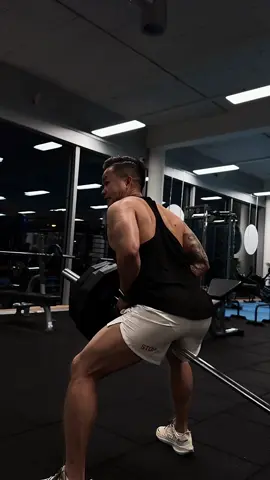 Daily 💪@NonStop Gym  #gym #training #fybシ #basel #nonstopgym #switzerland 