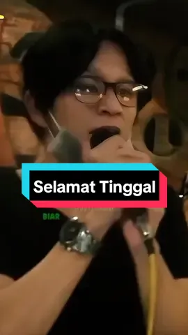 Selamat Tinggal (1995) @Umar Baagil @Ika Praiswari @deasysilviana @Siti Aminah80343 @Novita @Abina Febbie R @Apriliak388 @QueeN84 @Zen @Julak Semblak #fiveminutes #lirikvideo #fyp 