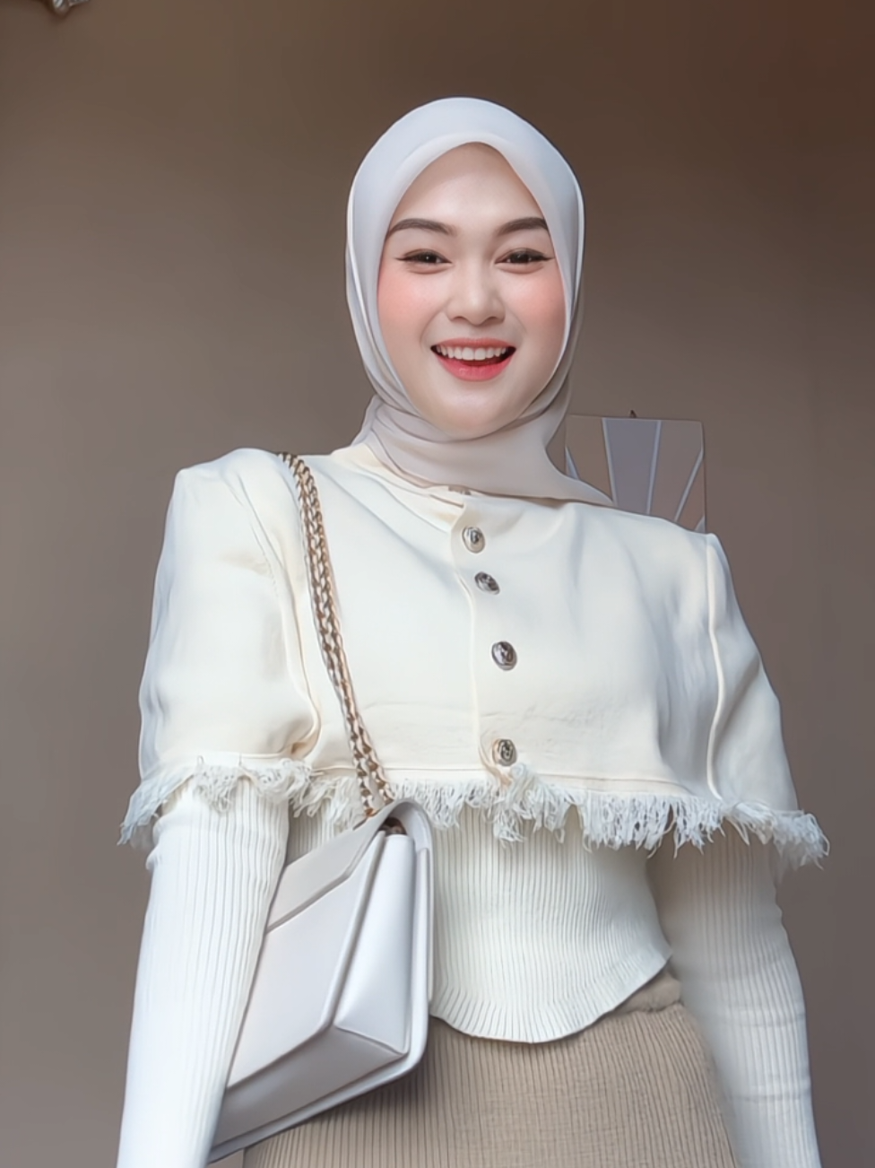 ide Baju One Set untuk lebaran, Outfit atasan wanita Korean style, gamis wanita muslimah kekinian, gamis mewah untuk lebaran 2024, gamis Shimmer remaja, gamis Shimmer untuk lebaran 2024, dress Shimmer untuk lebaran, Shimmer dress untuk lebaran trend baju lebaran, trend baju Shimmer remaja, rekomendasi Outfit lebaran, dress brokat remaja, dress satin silk untuk lebaran 2025, trend gamis lebaran model 2025 terbaru, rekomendasi gamis set hijab lebaran 2025, dress remaja untuk lebaran 2025 estetik, dress satin silk untuk lebaran 2025, gamis simpel, gamis simpel , Baju Lebaran Dress Simpel Untuk Idul Fitri, gamis 2025 mewah elegan untuk lebaran, trend gamis lebaran 2025 model terbaru , ide Baju One Set untuk lebaran, trend gamis lebaran 2025 idul Fitri, Outfit lebaran, Pakaian wanita muslimah kekinian, dress Shimmer untuk lebaran 2025, gamis mewah untuk lebaran, trend baju lebaran 2025, trend baju lebaran ibu ibu, trend baju lebaran, rekomendasi gamis Shimmer remaja, rekomendasi Outfit lebaran, rekomendasi gamis wanita muslimah, rekomendasi Baju, rekomendasi baju cewek lebaran 2025, #lebaran2025 #pakaian #mukena #mukenahcantik #gaun #Terusanmewah #mukena #Gersi #gamiscantik #fotografertiktok #gamissyari #gamissyari #fotografertiktok #gamiscantik #Gesis #gaun #gamiskekinian #gamismurah #fypvirus #gamislebaran 