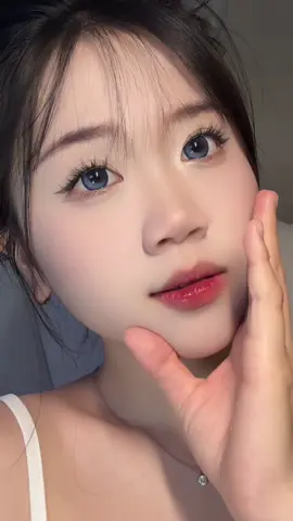 Đeo lens dô như biến thành ng khác luôn đó 🤭🤭 #midroocontactlens #contactlens #fyp #viral #acemedia