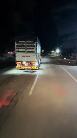 Đêm qua được đi chung với gái hàn đất 48 🥰🚛❤️✅ #48h00938 #48daknong #Hd320 #Hd360 #huyndaitrago #xuhuong #trending #xetaitiktok #nhatkyxetai #trending 