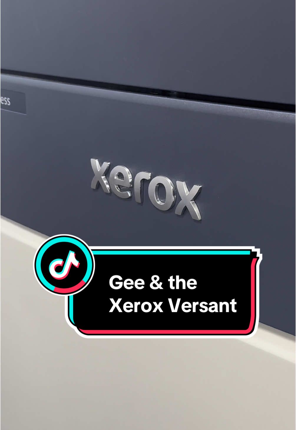 The trusty Xerox Versant 280 is Gee’s go-to machine when it comes to digital printing our client’s designs! #digitalprinting #xerox #printstudio 