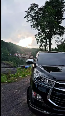 Ngabuburit dulu #berkah #ramadhan #vibes #innova #sunset #view #beautiful #edits #indah #bagus #scenery #pemandangan #lumajang #semeru #innova #reborn #toyota #inova #reborn #toyotainnova #toyotaindonesia #piketnollumajang #lumajang #malang #mentahan #editor #sore #ramadhan2025 #calvinsproject #calvinsproduction #gunung #pasir #jalanjalan #viral #fypage #CapCut 