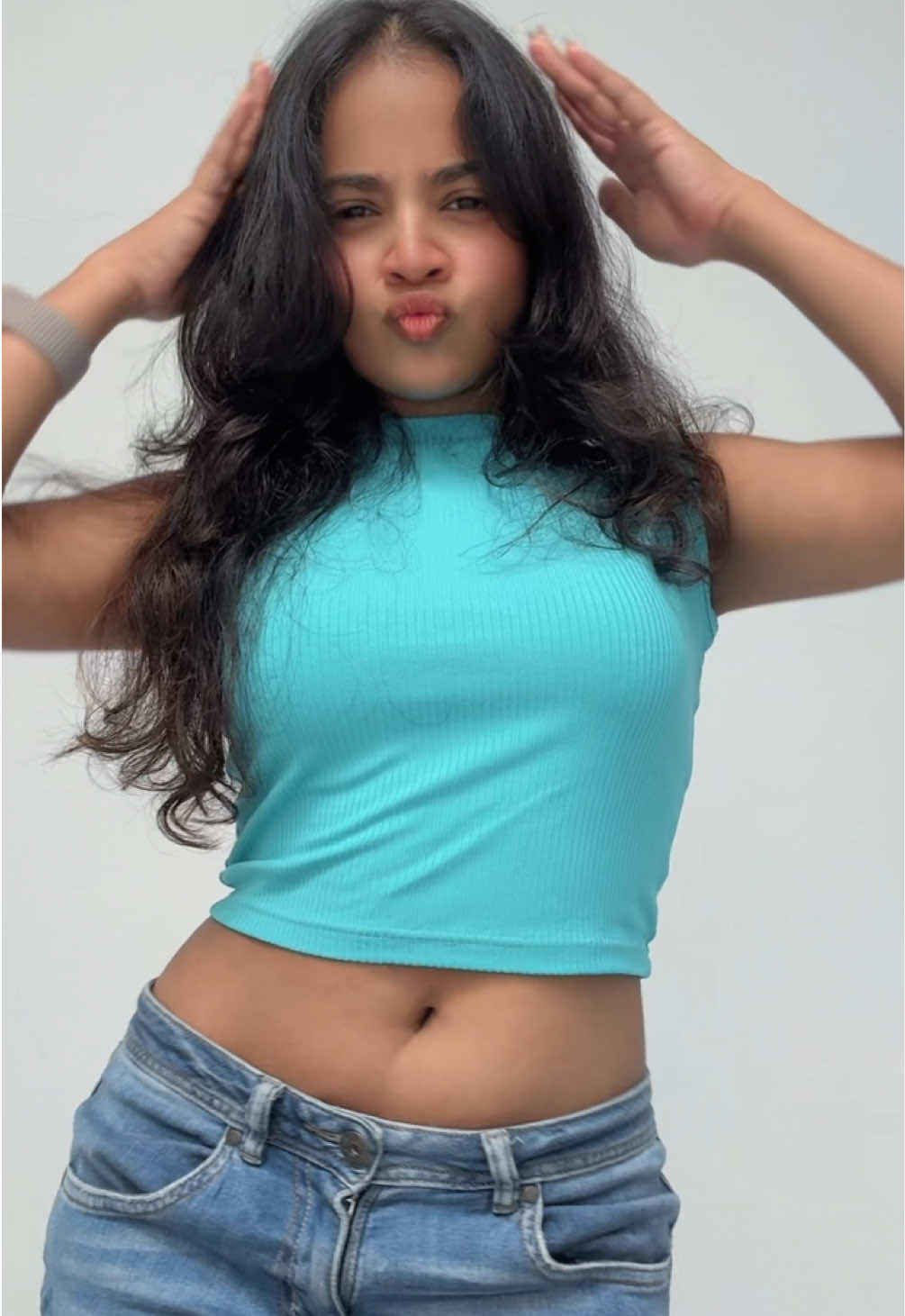 Habibi🩵 ib: @gordeewa__13 :> #fyp #foryoupage #viral #trending #roviii__07 #bellydance #habibi #colombo #srilanka 