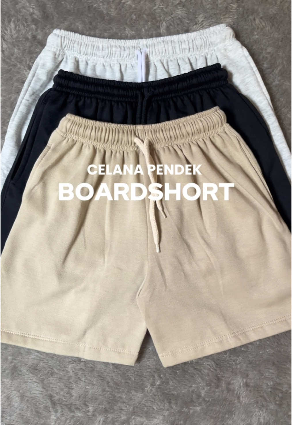 30 ribuan sudah dapet celana Boardshort menurut kalian worth it ga sii? kalo kata mimin worth it dan perfect banget sii😍🫶🏻✨#celanabroadshort #celanapendek #outfitdirumah #boardshort #ramadhan #ramadhanesktraseru #unisex #ramadhan2025 