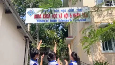 Giới thiệu ngành học nè người đẹp!!  #nganhhoccuatoi #baochi #ILoveMyMajor2025 #KhoaKHXHNV #CTU #xuhuong 