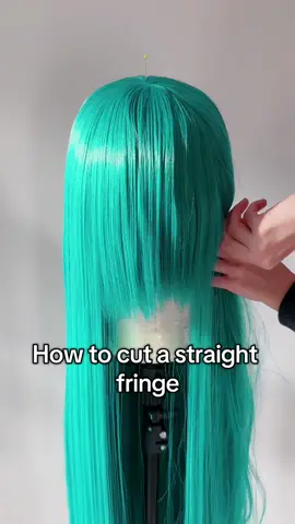 How to cut a straight fringe on a cosplay wig. Here I am styling my wig for Maomao from The Apothecary Diaries. Wig from @Coscraft  #cosplay #cosplayer #wigstyling #wigtutorial  #maomao #apothecarydiaries #cosplaywig #cosplaywigstyling #tutorial #cosplaytutorial 
