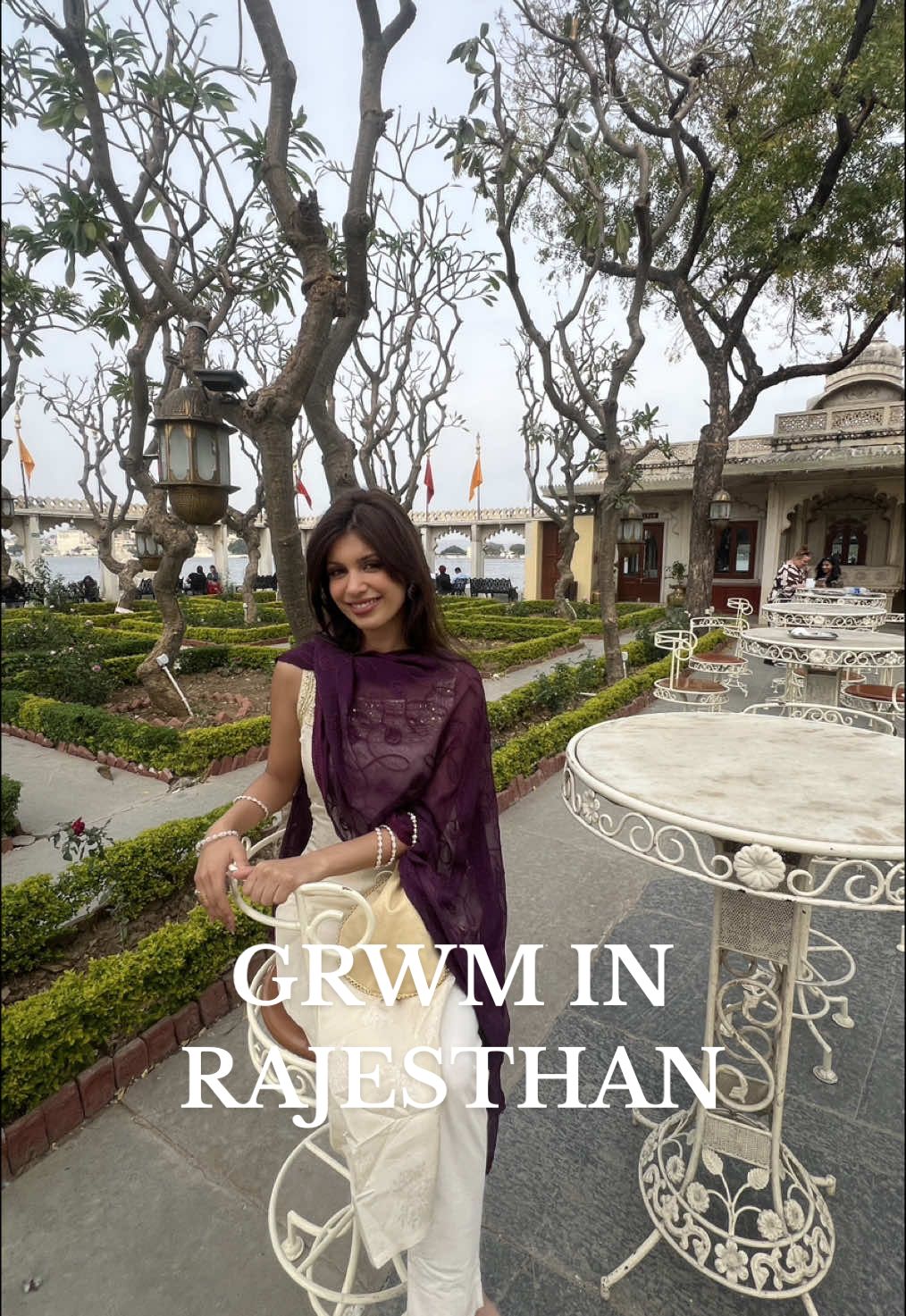 I wish I could wear this everyday 💕🥹 I love India so much I’m so grateful for this experience #creatorsearchinsights #grwm #grwmskincare #grwmindia