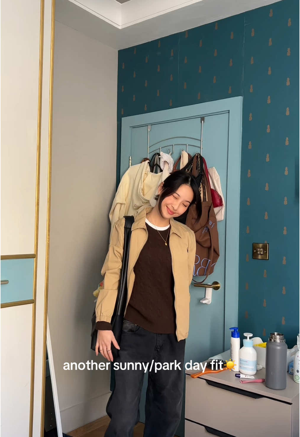 the weather has been too nice, i cant lock in😭😭😭 #CapCut #ootdinspo #ootdinspiration #ootdwomen #fyp #foru #london #outfitinspo 