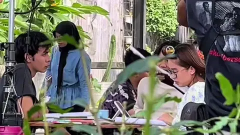 the way he looked at her #fattahsyach #aqeelacalista #fatqeel 