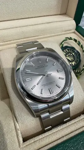 👑 Enter to WIN this unisex Rolex Oyster Perpetual or a £4000 CASH ALTERNATIVE 👑 The Oyster Perpetual is more than just a watch—it’s a legacy of excellence. Rolex’s commitment to precision, durability, and elegance is reflected in every detail of this timepiece. The perfect watch for any man or woman wanting to elevate their watch collection. Someone is going to win this masterpiece for just £1.99 😳  🎟️ COMPETITION IS NOW LIVE 🎟️  TICKET LINK IN BIO ⬆️  #competition #giveaway #win #rolex #oyster #perpetual #watch #timepiece #opulent #opulentcompetitions #giveaway #competition #Lifestyle #prize #opulentfamily #win