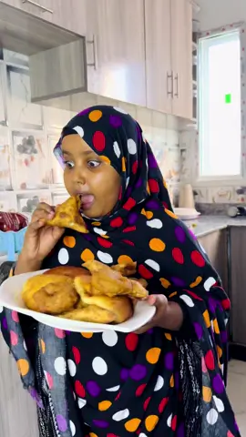 Ramlo ma soonto🤣🤣#queensihaam #ramalahmed7 #lukchman10 #axmed_ak2 #ritaasha #11elevenstyle 