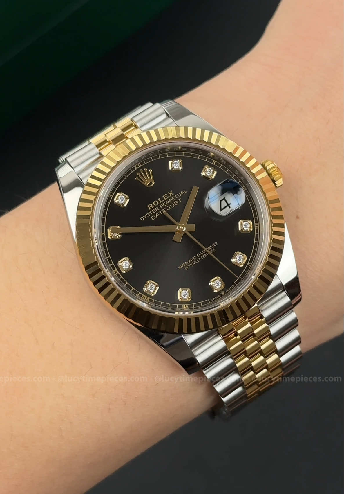 “ Datejust 41 – Love at first sight! ⏳✨ Sleek black dial with dazzling diamond markers. A perfect mix of elegance and power. Once you see it, you can’t forget it. Once you wear it, you can’t take it off! 🔥 How would you rate this masterpiece? 😏 #luxurywatches #lucyluxury #foryou #luxurylifestyle #dongho #luxurycollection #donghonam #jewelry #luxuryhome #daimond #luxurycar #like #luxury #lcluxury #đồnghoof 