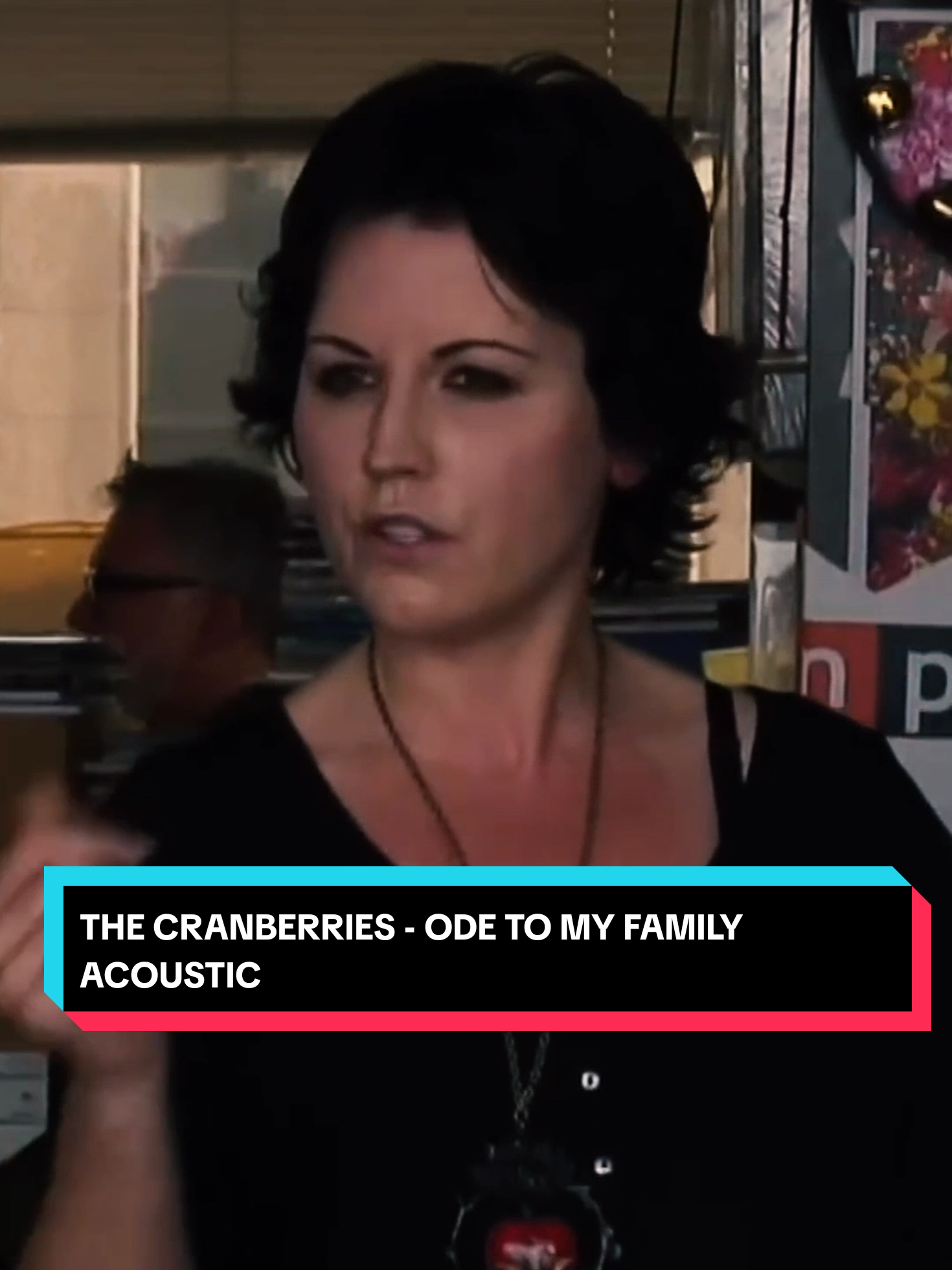 THE CRANBERRIES - ODE TO MY FAMILY ACOUSTIC  #rockeningles #acousticguitar #acousticmusicsong #rockentiktok #acoustic #musi #familythings  #creatorsearchinsights 
