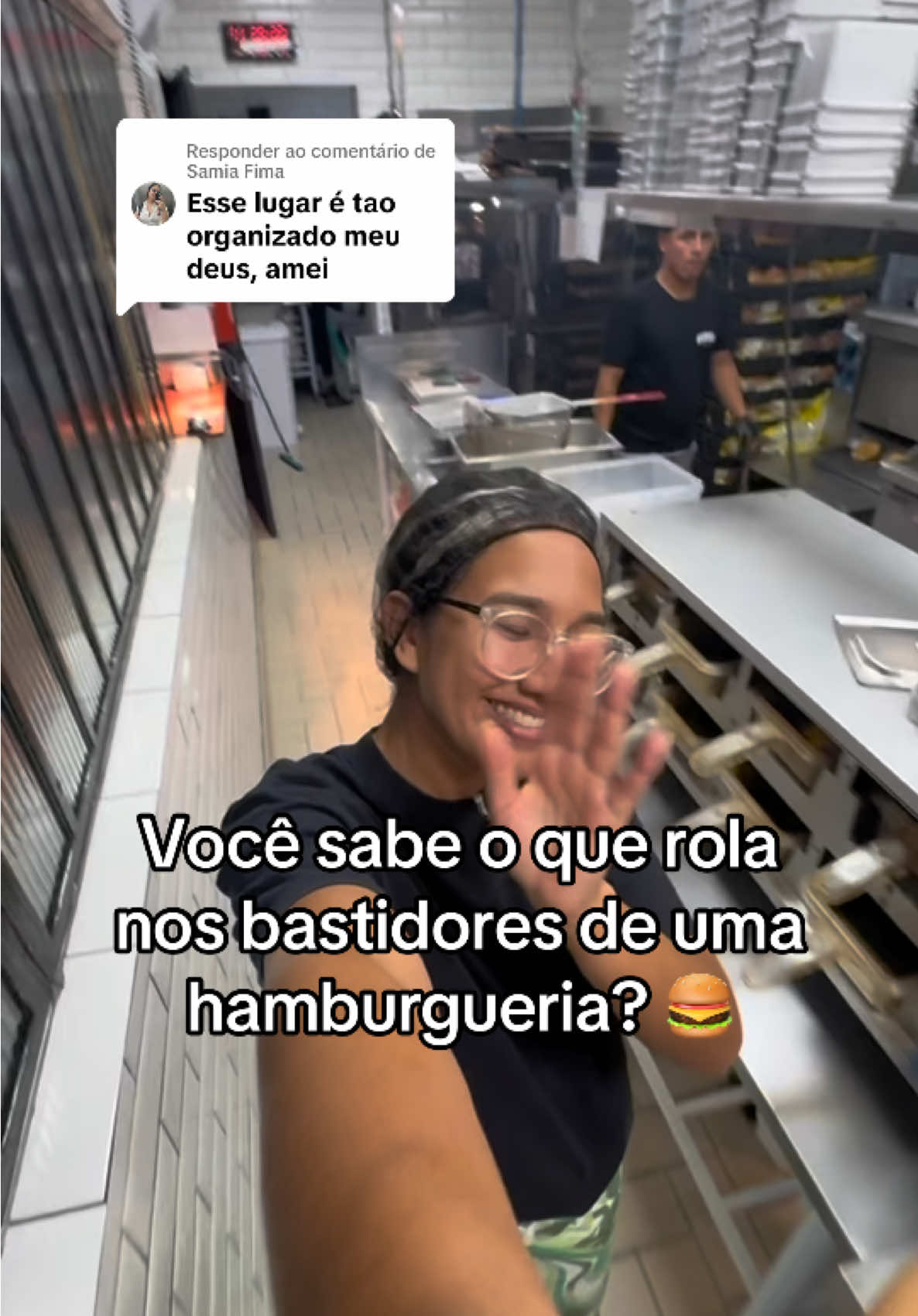 Respondendo a @Samia Fima Mais um episódio do: o que rola nos bastidores do bunker? 🍔 #hamburger #lanche #comidaartesanal #rotina #hambugueriaartesanal #rotina #funcionarios #cozinhalimpa #cozinhaorganizada 
