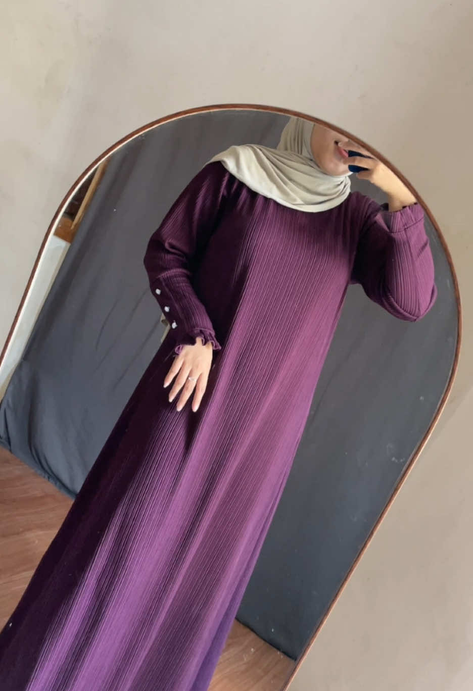 Mana ada dress 50 ribuan secantik ini masyaallah😭✨🥹 #dress #dresslebaran #murahmeriah #knitt #fypage 