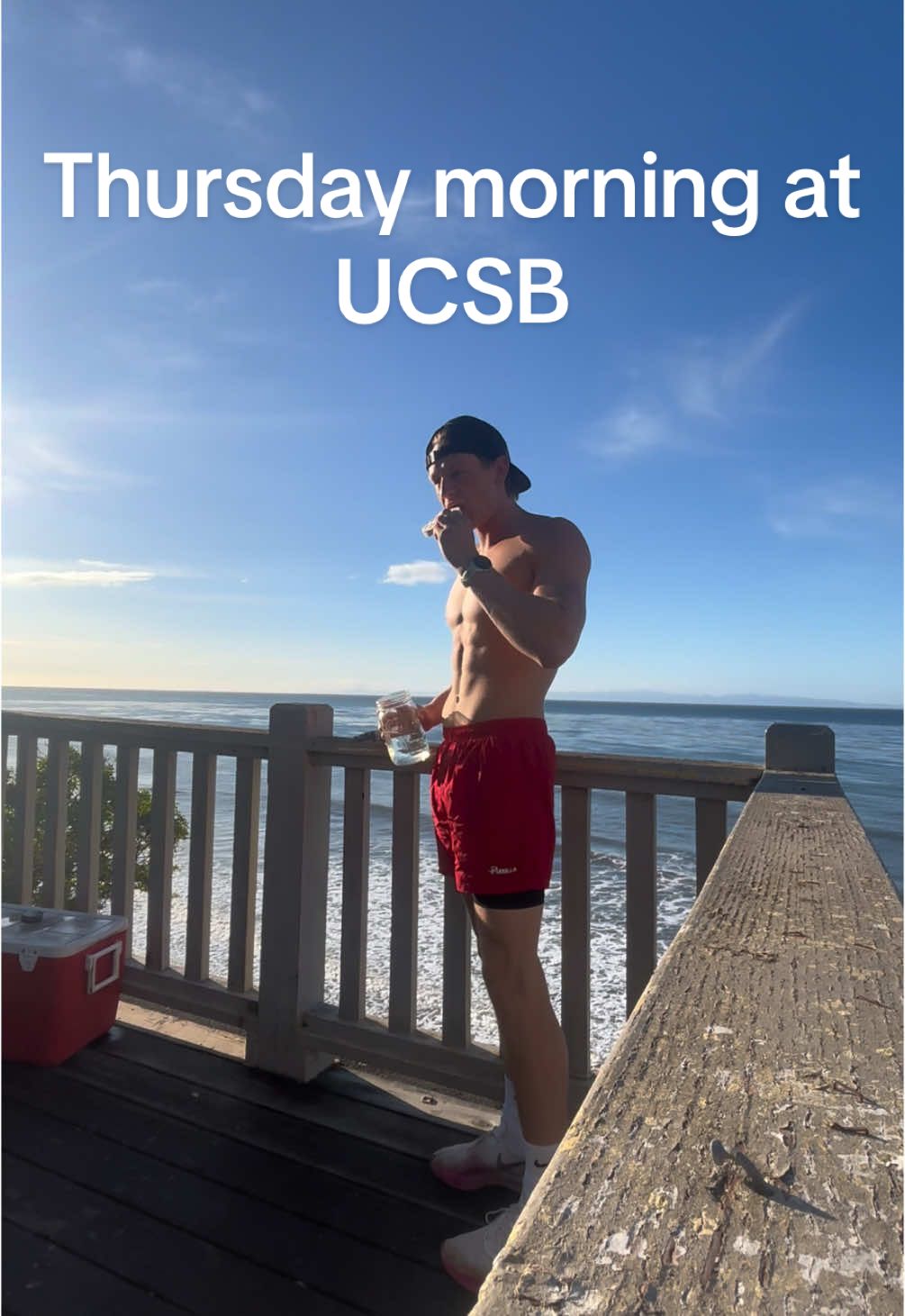 Spend a Thursday morning with me as a UCSB student. No class edition #Running #halfmarathon #Fitness #garmin #college #collegelife #university #gym #morningroutine #ucsb #santabarbara 