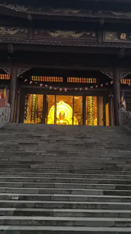 KÍNH MỪNG KỶ NIỆM NGÀY ĐỨC THẾ TÔN XUẤT GIA (8-2 ÂL) Chí xuất trần quá mạnh Ngai vàng quyết tránh Tìm lối xuất gia Sáu năm khổ hạnh rừng già Bảy thất nghiêm tinh thiền tọa Chứng thành đạo quả Hàng phục ma binh Ba cõi đều dậy tiếng hoan nghênh Muôn vật thảy nhờ ơn tế độ Chúng con nguyền Dứt bỏ dục tình ngoan cố Học đòi đức tánh quang minh Cúi xin Phật Tổ giám thành Từ bi gia hộ Chúng con cùng pháp giới chúng sanh Chóng thành đạo cả. (Trích sám Khánh đản) #baogiacngo #xuatgia #ductheton #mong8thang2 #phatphap 