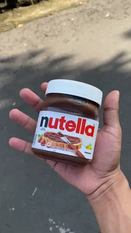 Kemasan lebih besar dengan harga ekonomis  350gr original Nutella #fyppppppppppppppppppppppp #fyyyyyyyyyyyyyyyy #nutella #coklat 