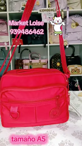morral bobo tipo lonchera consta de 5 compartimentos , forro interno y jaladores de alta calidad  tela mojada impermeable 😃👌 lindos colores disponibles  pídelo al 939486462 Market Loise Piura  tienda virtual confiable ☺️👏