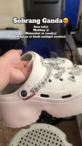 CROCS HIGH WEDGE | CROCS FOR WOMEN #crocs #affordablecrocs #crocsforgirls #crocsforwomen #crocsnamataas #crocshighwedge 