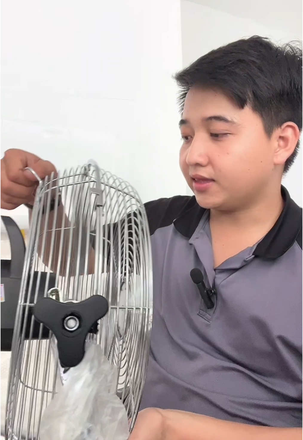 Quạt Năng Lượng Mặt Trời đây cô bác 🥴#nhandennangluong #solar 