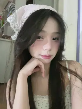 anh biet em chang 🤷🏻‍♂️