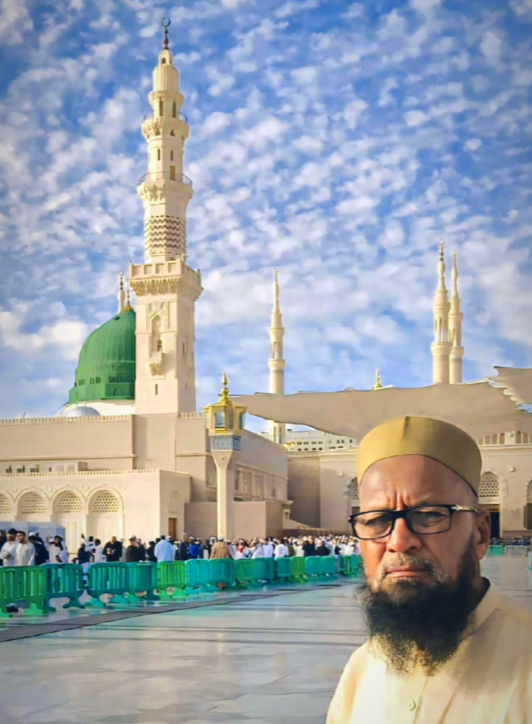 والدِ مُحترم #capcutvelocity #madina #ramazanmobarak🌙 #dontunderreviewmyvideo #growmyaccount #CapCut 