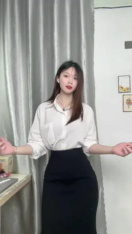 Em gái công sở #hakhongbietnhay #outfit #thoitrangcongso #outfit #fyp 