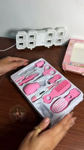 10pcs na yan all in sa isang box pwede pang regalo ito.  #10pcsbabykit #10pcsbabycarekit #babycarekit #babiesmusthave 