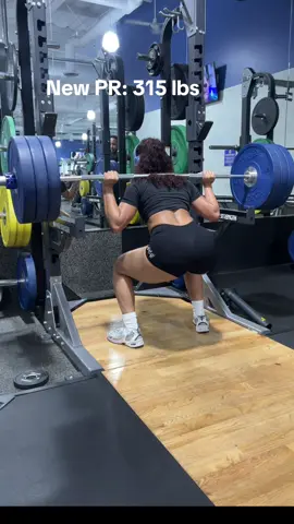 PR: 315 lbs 😏Did that shit raw but will be better prepared next time 😝😂 just felt really strong that day #fyp #explore #squat #bodybuilder #legs #legworkout #gymgirl #glutes 