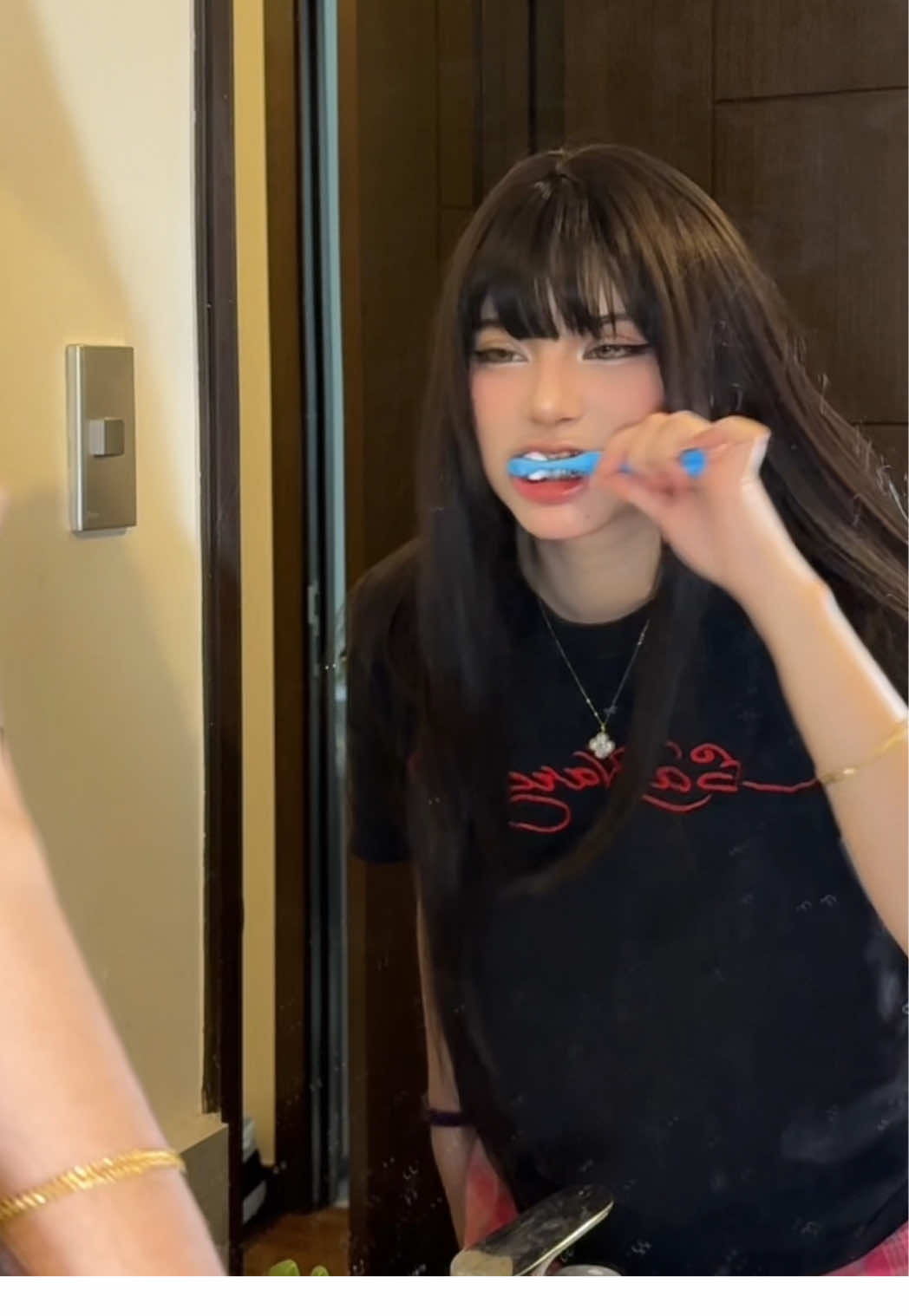 Brighten up your smile with @Luxe Organix Philippines #teethwhitening 