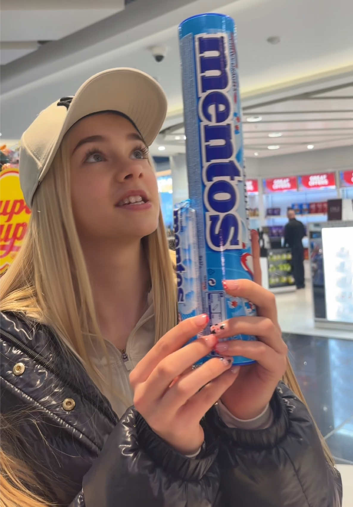Airport goodies 😂🩷#airport #newcastleairport #blowthisupforme #disney #sweets #blowitup #sofunnyvideos #mamanddaughter 