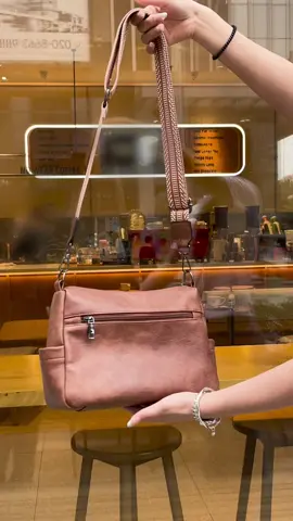 Tired of juggling your stuff while on the go? Say hello to Bluome Crossbody Purses! These vegan leather beauties keep your essentials right where you need them—no more digging for keys or phone! #bluomeshop #tiktokshopspringglowup #tiktokshopmemorialday #bag 
