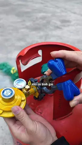 Nếu bạn sử dụng bình gas để nấu ăn tại nhà và van giảm áp không thể tháo rời hoặc siết chặt thì không đừng lo đã có dụng cụ nhỏ này!! #thietthuc #kimdanangthaolapbinhga #tienich #giadungnhabep #creatorsearchinsights #jizonguyen 