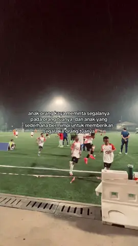 🙍🏻‍♂️ #4u #football #foryou #budakbola #fyp 