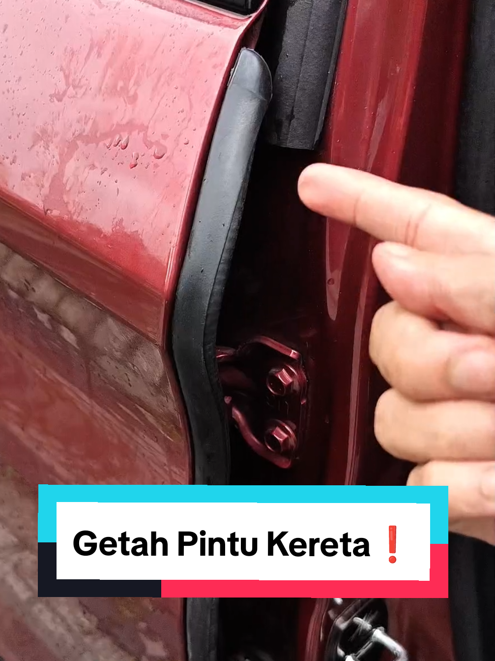 Kualiti getah pintu ni, abang suka. Dapat kurangkan bunyi bising atau angin dari luar masuk dalam kereta. #getahpintu #getahpintukereta #doorstrip #accessories #perodua 