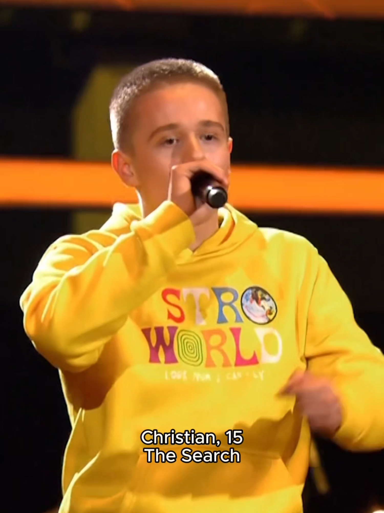 Was ein geiler Auftritt von Christian!😎 Der 15-Jährige lebt für Rap und reißt mit 