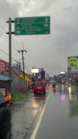 🫀🌧🫀kita adalah cerita yang mungkin tidak akan pernah kamu ingat lagi, #tiktokimplact #galaubrutal #hujan🌧️ #sadvibes🥀 #majalengka #majalengkapride🏴‍☠️ #majalengkahits #majalengkajawabarat #majalengkapunya #jatiwangi #jatiwangimajalengka #gmon #fypsound #sadlyrics #dejavu 